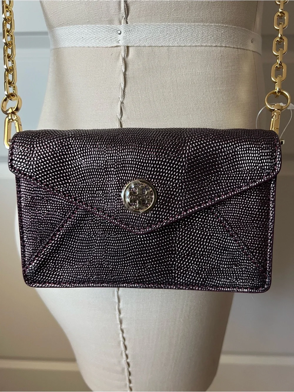 New Tory Burch Envelope Crossbody Bag in Dark Plum with Gold Chain